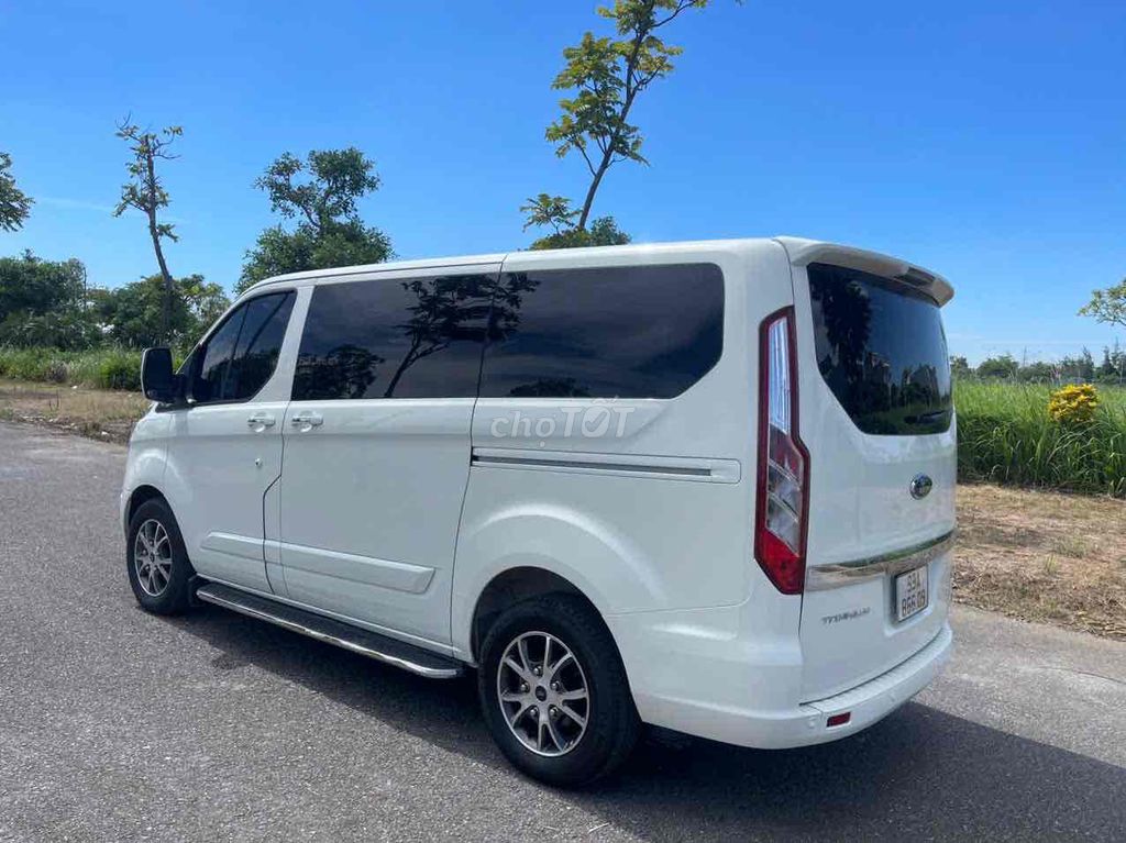 Ford Tourneo 2020 - ảnh 2