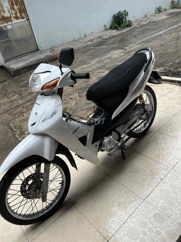 Honda 2012 - ảnh 1