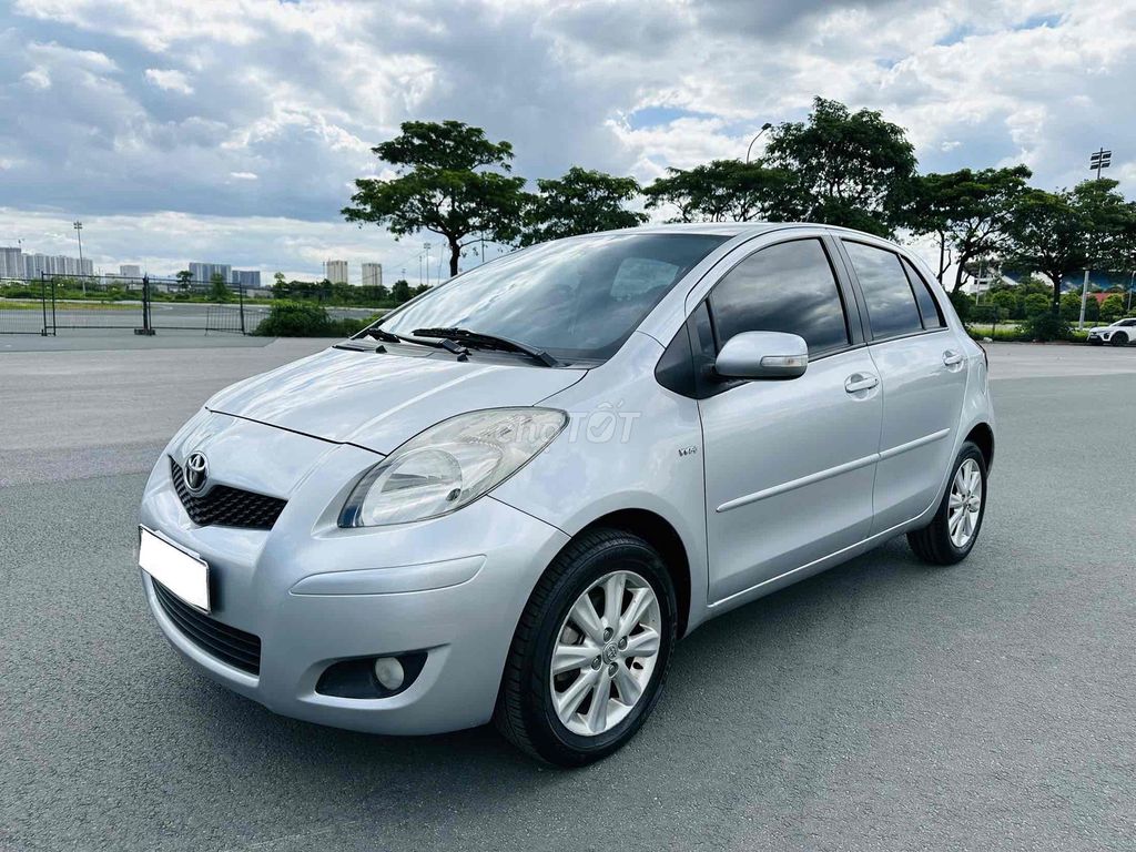 Toyota Yaris 2013 - ảnh 3