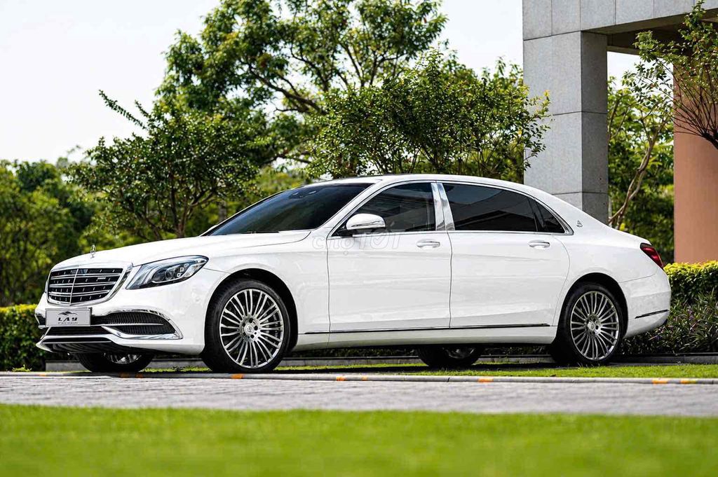Mercedes-Benz 2018 - ảnh 2