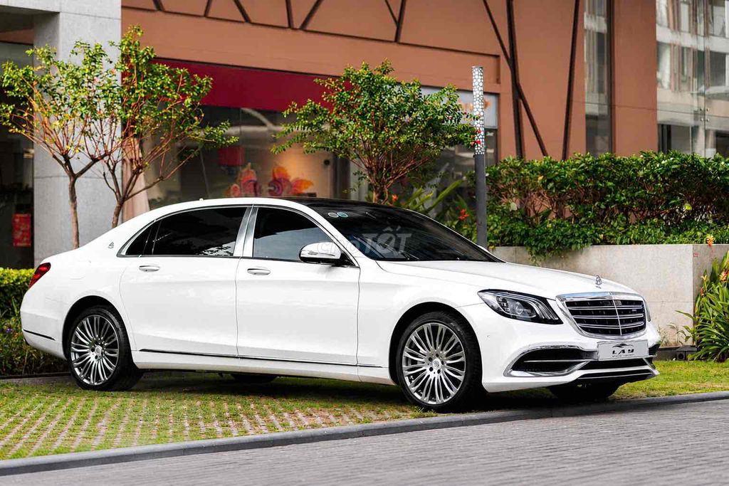 Mercedes-Benz 2018 - ảnh 3