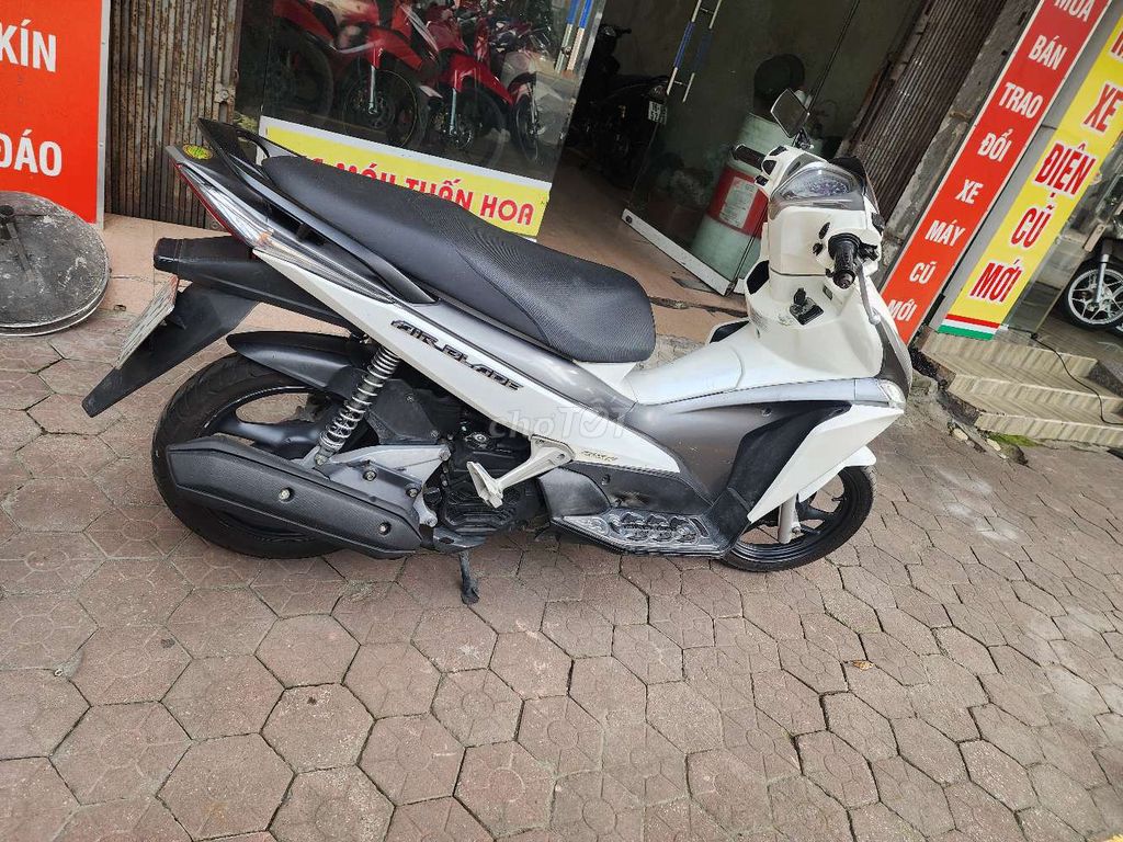 Honda Air Blade 2012 - ảnh 1