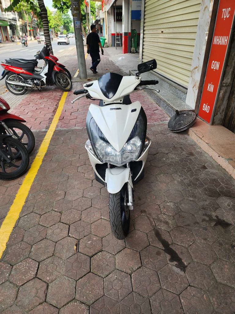 Honda Air Blade 2012 - ảnh 3