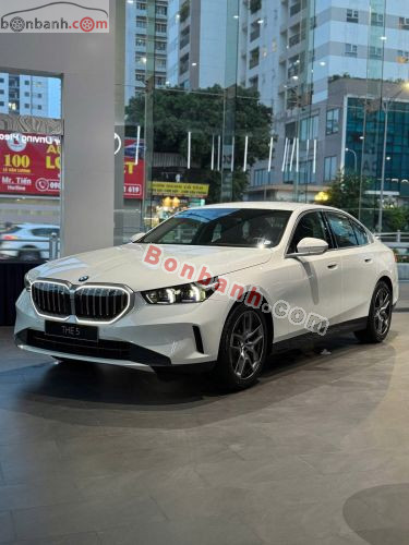 BMW 5 Series 2025 - ảnh 4