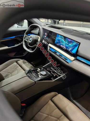 BMW 5 Series 2025 - ảnh 5