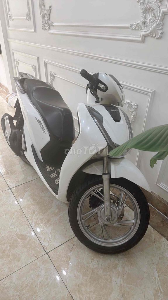Honda SH 2017 - ảnh 1