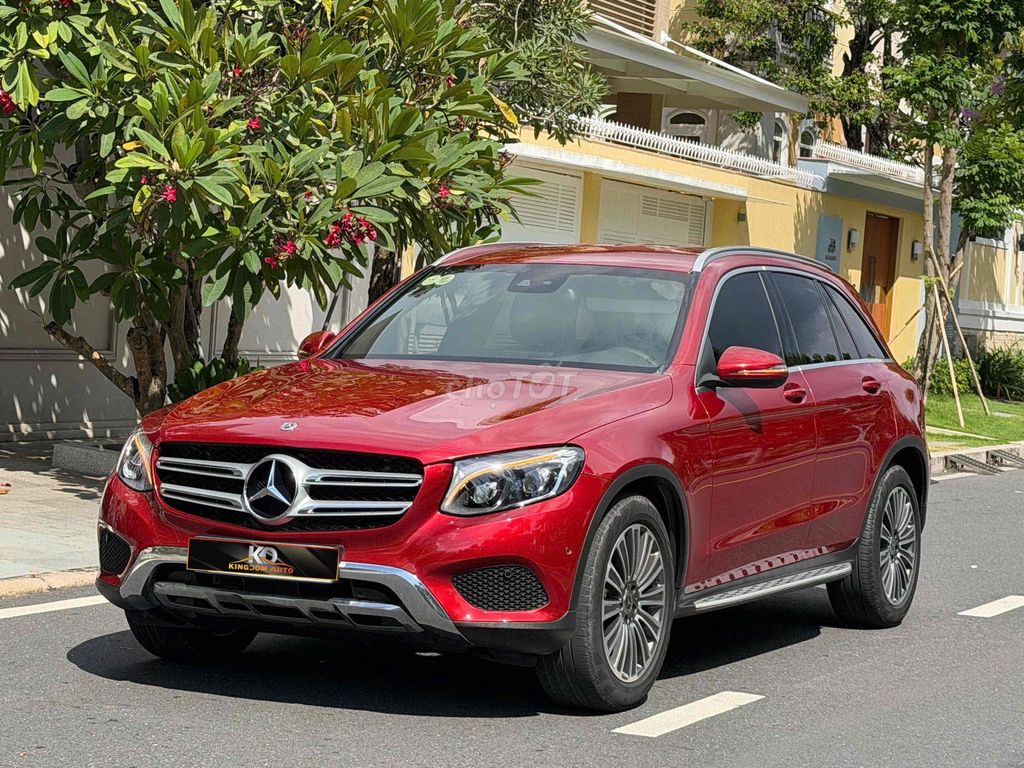 Mercedes-Benz 2019 - ảnh 1