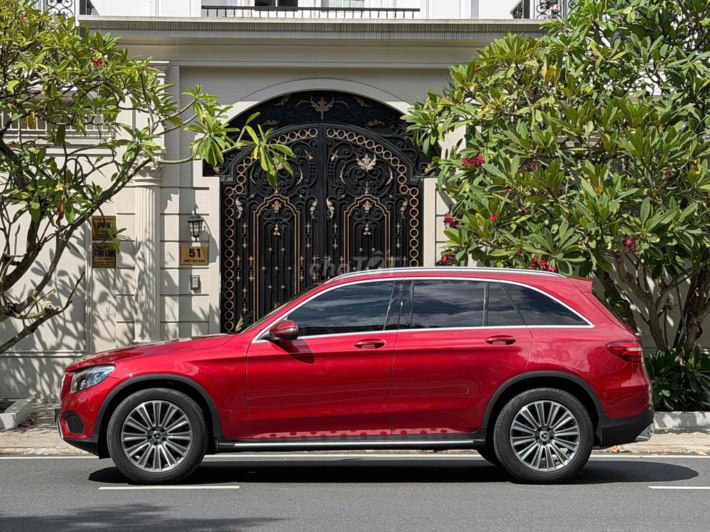 Mercedes-Benz 2019 - ảnh 4