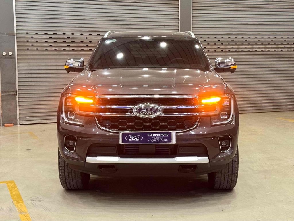 Ford Everest 2024 - ảnh 1