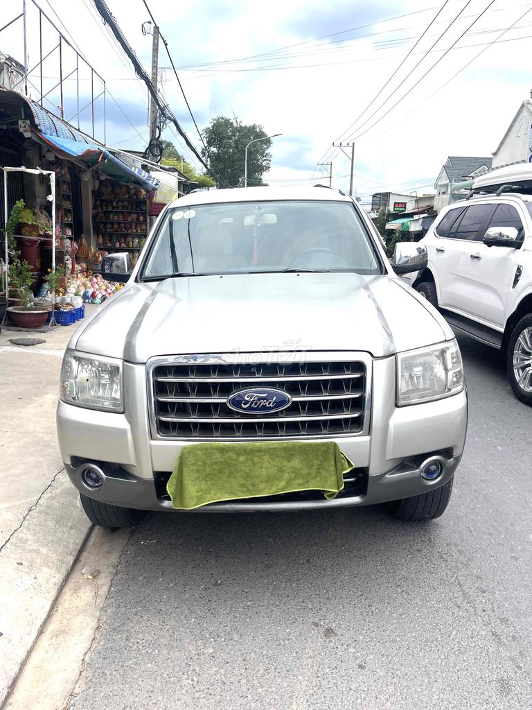 Ford Everest 2008 - ảnh 1