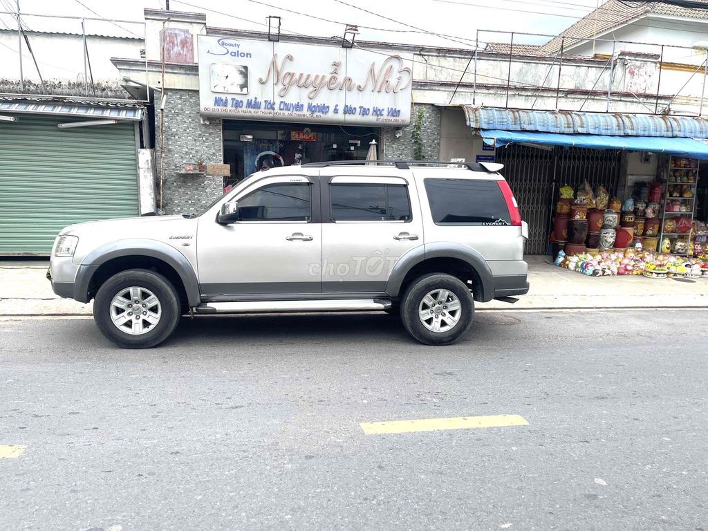 Ford Everest 2008 - ảnh 3