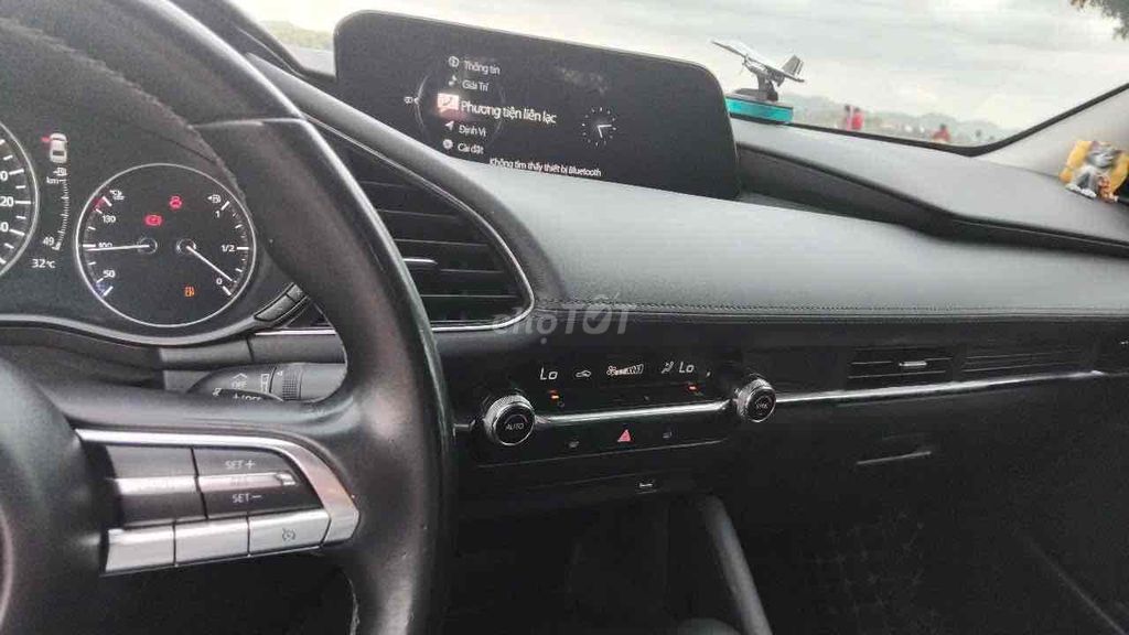 Mazda 3 - ảnh 5