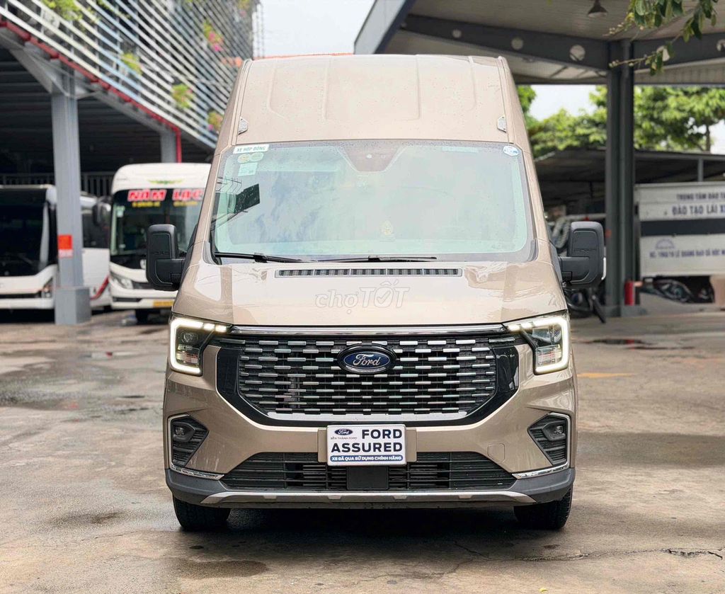 Ford Transit Premium 2024 - ảnh 1