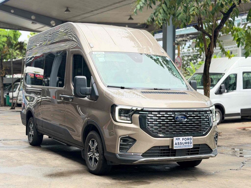 Ford Transit Premium 2024 - ảnh 2