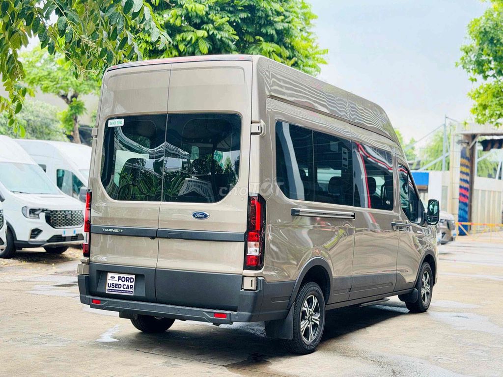 Ford Transit Premium 2024 - ảnh 4