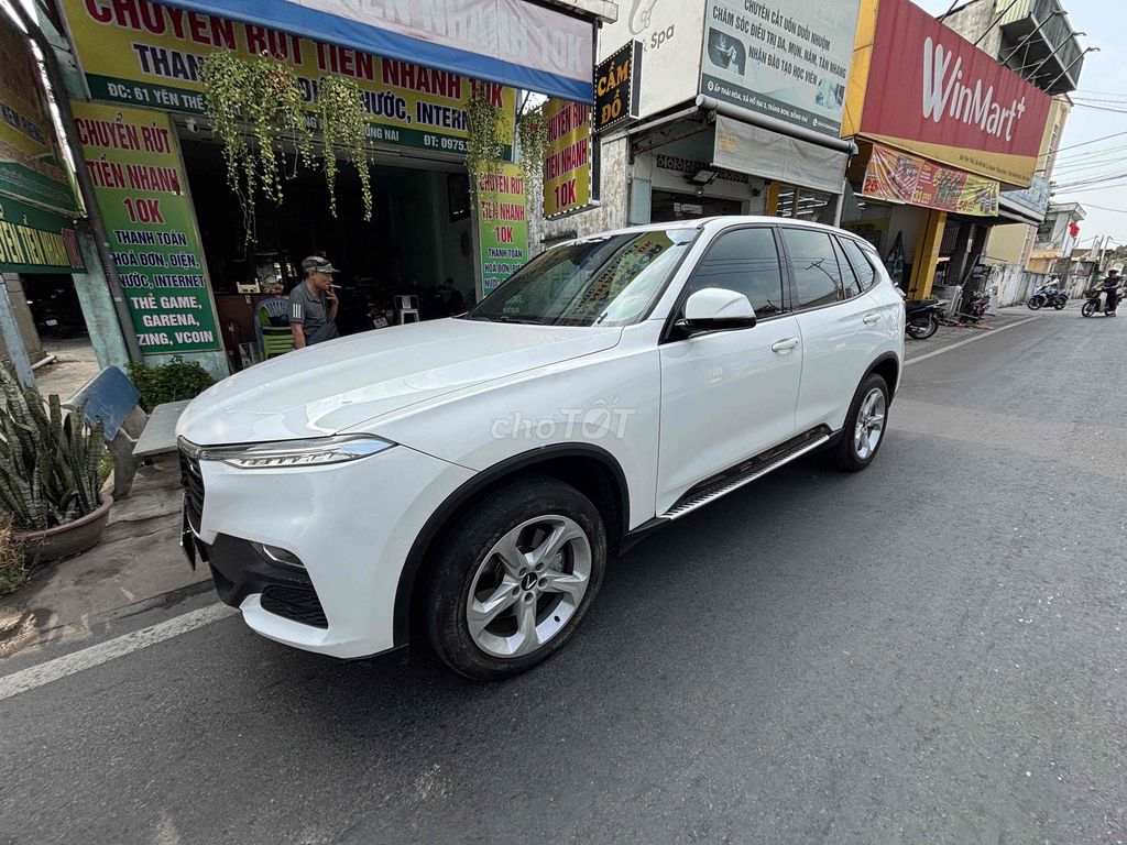 VinFast Lux SA2.0 - ảnh 4