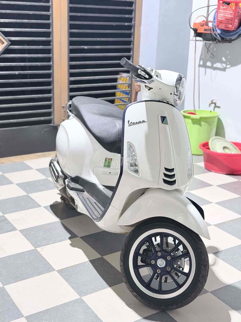 Piaggio Vespa 2022 - ảnh 2