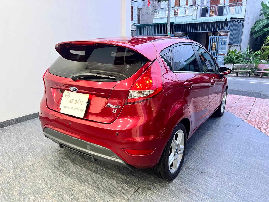 Ford Fiesta 2012 - ảnh 4