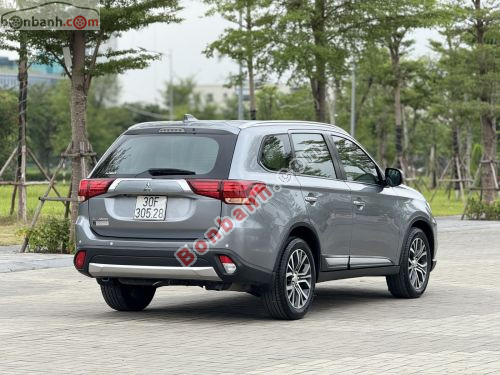 Mitsubishi Outlander 2.0 CVT 2018 - ảnh 4