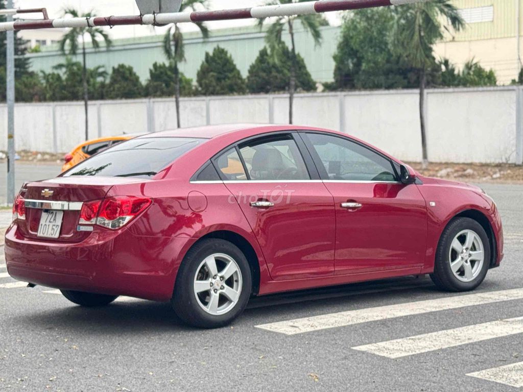 Chevrolet Cruze 2014 - ảnh 4