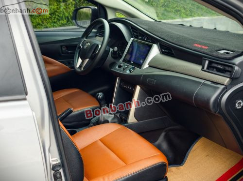 Toyota Innova 2.0E 2018 - ảnh 5