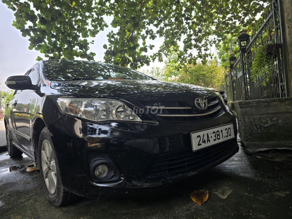Toyota 2012 - ảnh 1