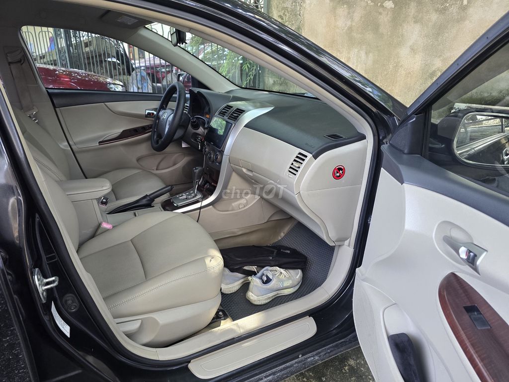 Toyota 2012 - ảnh 4