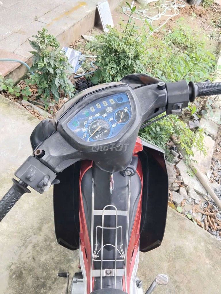 Yamaha Sirius 2012 - ảnh 2