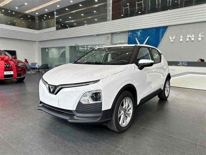 VinFast Limo Green - ảnh 2