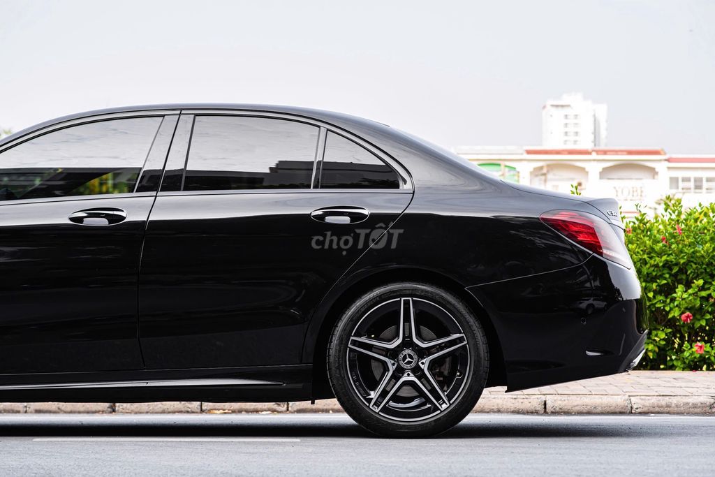 Mercedes-Benz 2021 - ảnh 5