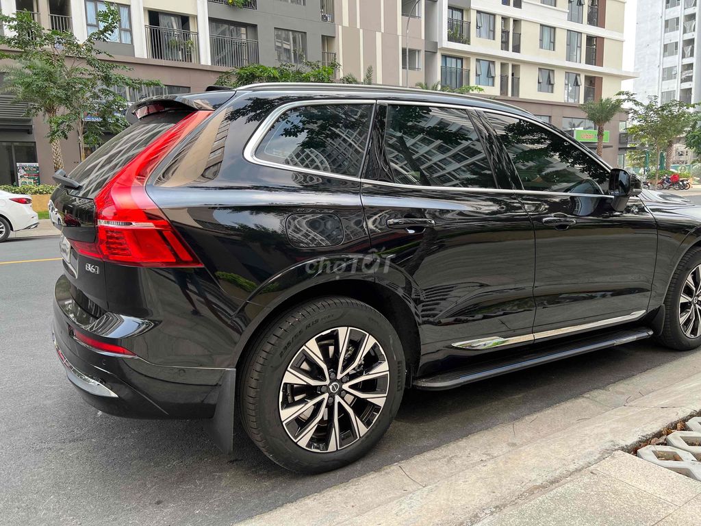 Volvo XC60 2023 - ảnh 4