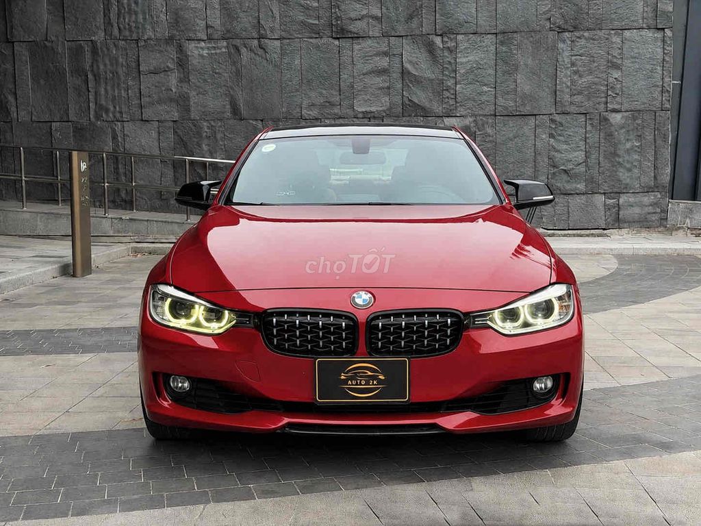 BMW 2012 - ảnh 1