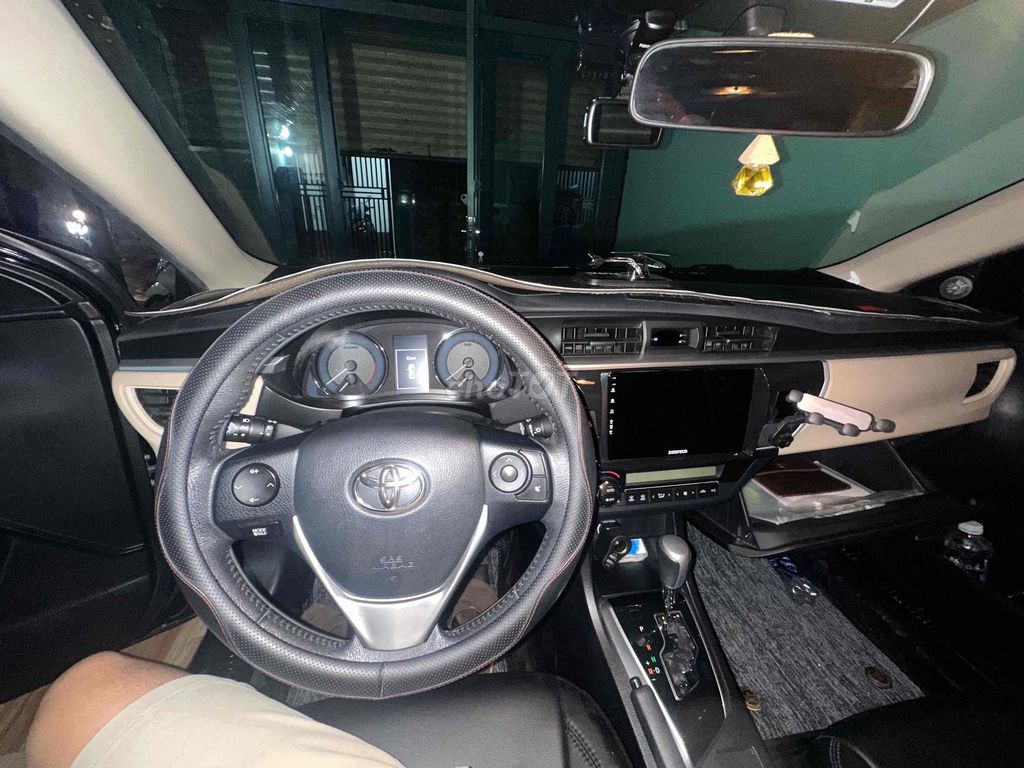 Toyota Corolla Altis 2017 - ảnh 4