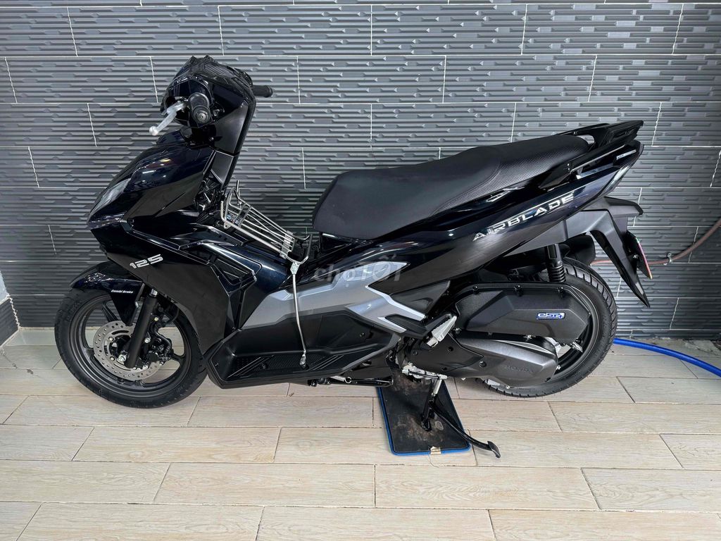 Honda Air Blade 2024 - ảnh 3