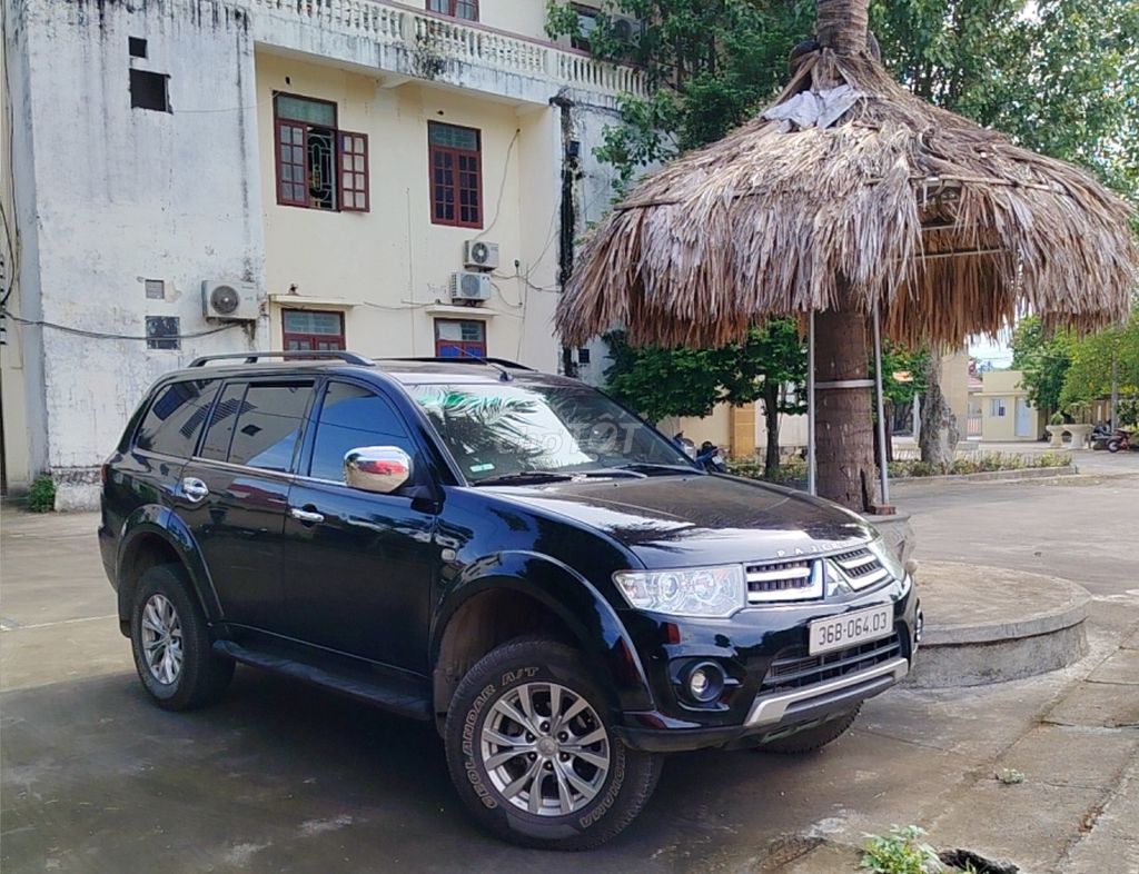 Mitsubishi Pajero Sport 2016 - ảnh 1