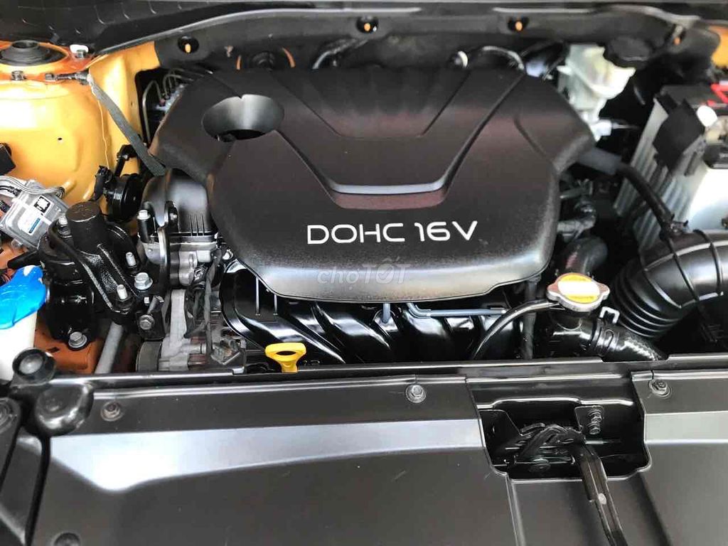 Hyundai Veloster - ảnh 4