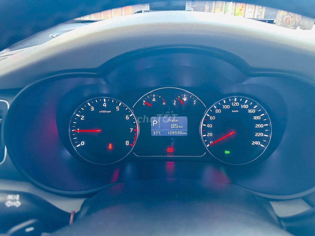 Kia Rondo 2017 - ảnh 2