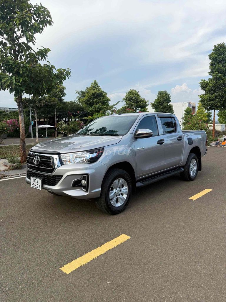Toyota Hilux 2019 - ảnh 4