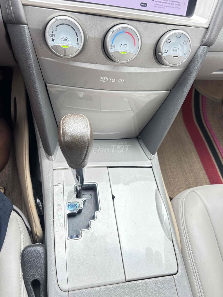 Toyota Camry 2010 - ảnh 5