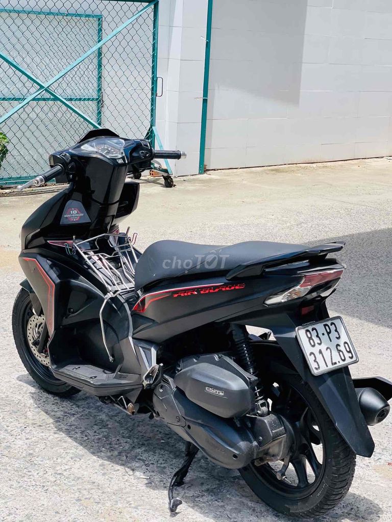 Honda Air Blade 2018 - ảnh 3