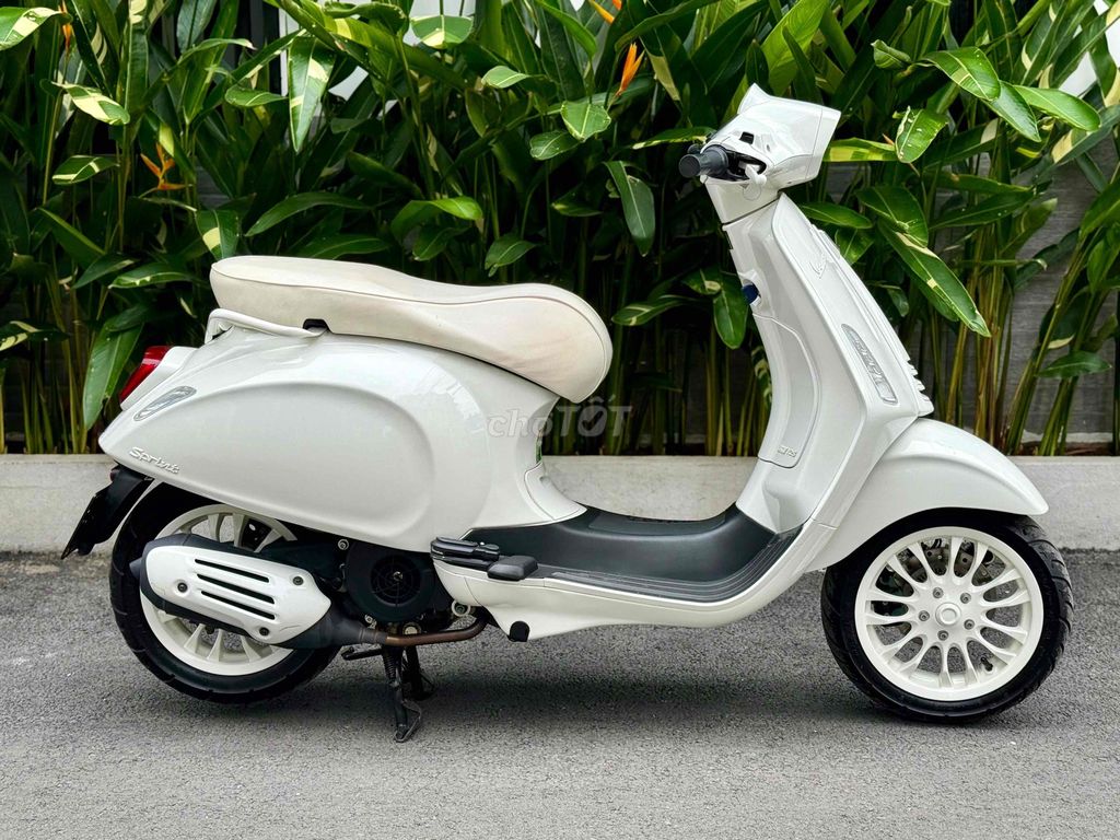 Piaggio Vespa 2024 - ảnh 1