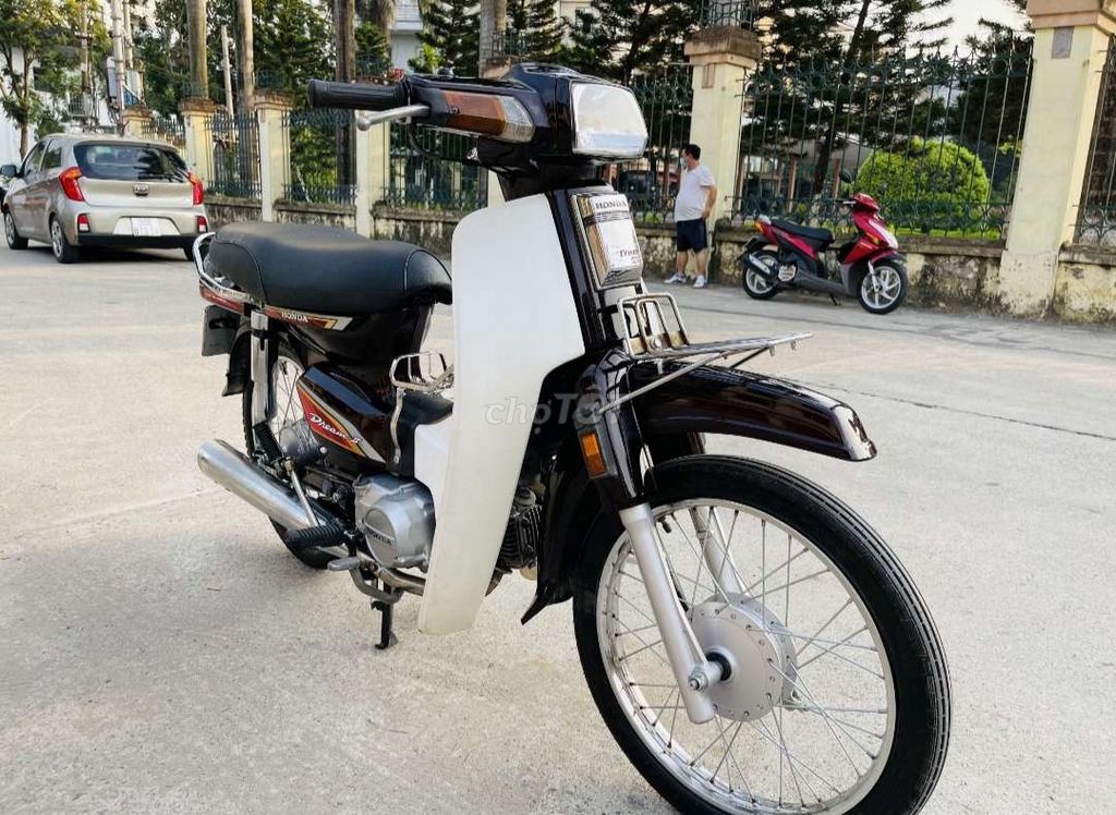 Honda 2011 - ảnh 1
