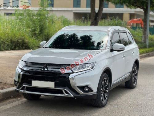 Mitsubishi Outlander 2.0 CVT 2020 - ảnh 3