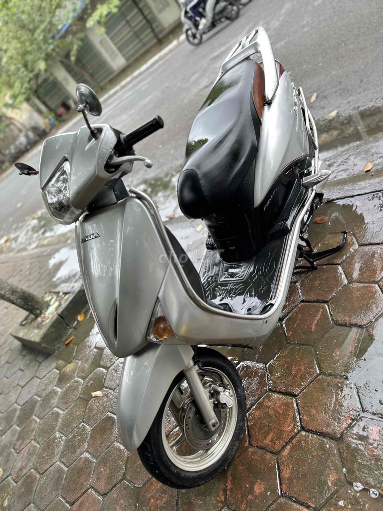 Honda Lead 2010 - ảnh 2