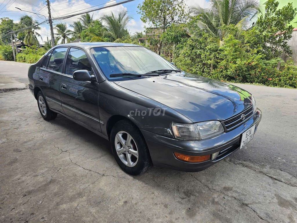 Toyota Corona 1994 - ảnh 1