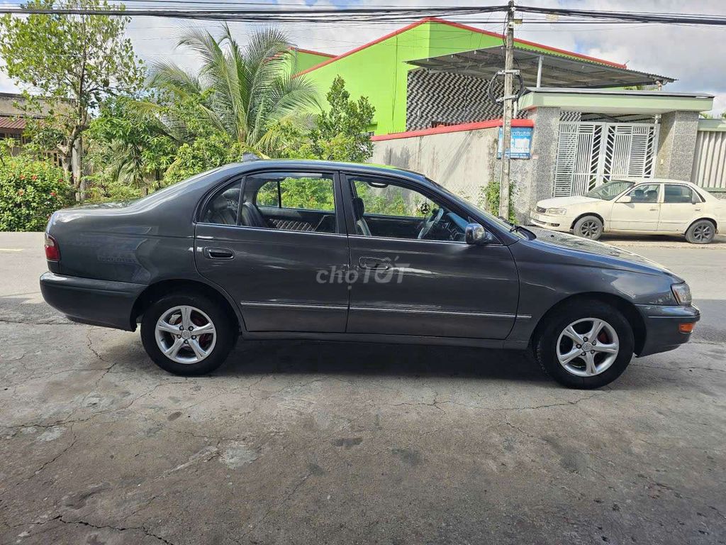 Toyota Corona 1994 - ảnh 2