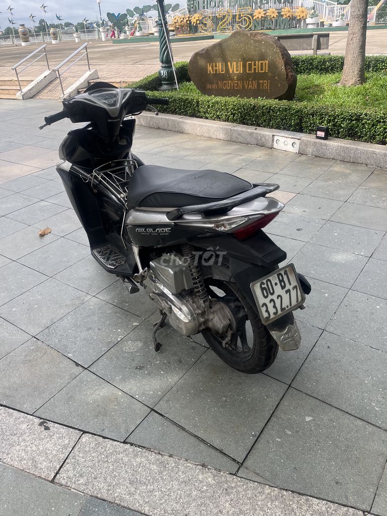 Honda Air Blade 2011 - ảnh 3