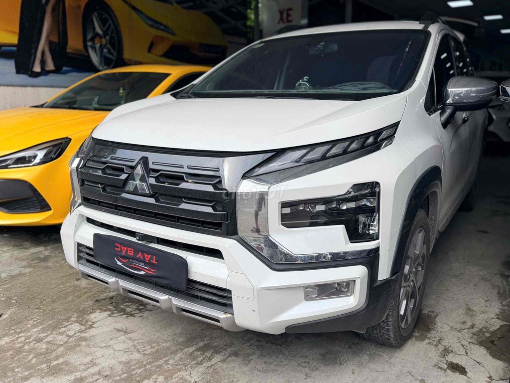 Mitsubishi Xpander Cross 2025 - ảnh 1