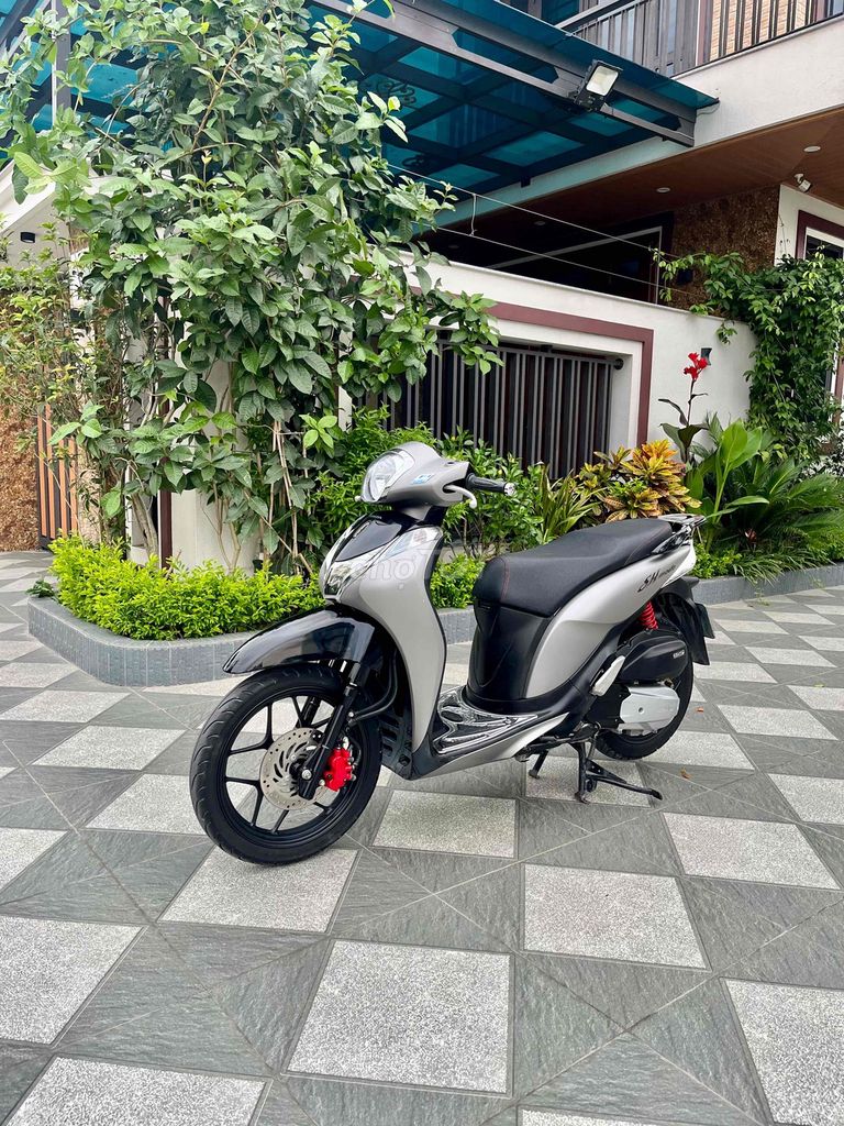 Honda SH Mode 2018 - ảnh 1