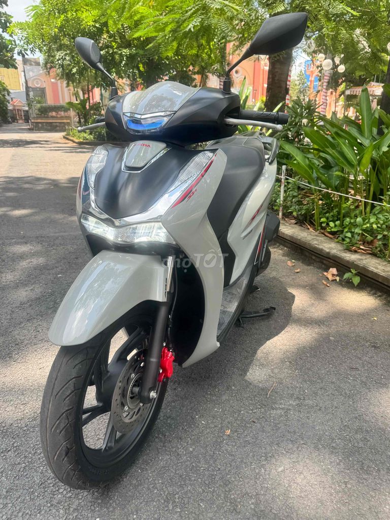 Honda SH 2024 - ảnh 1